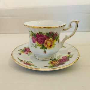 Floral Porcelain Tea Cup and Saucer Set